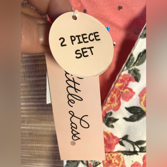 NWT LITTLE LASS set of floral shorts overalls and matching tee sz 24m Adorable! - Picture 4 of 4